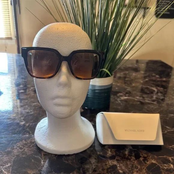 Michael Kors Karlie Women's Square Frame Sunglasses Multicolor Tortoise Shell - Picture 7 of 15